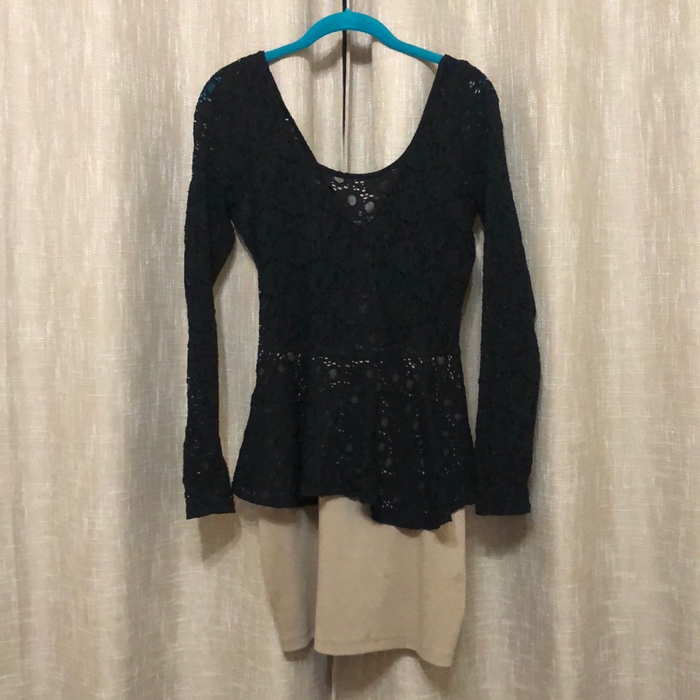 Cute dress!